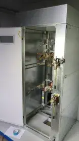 Открытая высоковольтная камера РУВН с коммутационными аппаратами